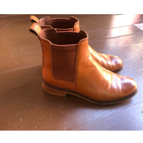 Clark's Chelsea Boot Cologne Arlo Tan Leather - Women's size 7 - Picture 1 of 8